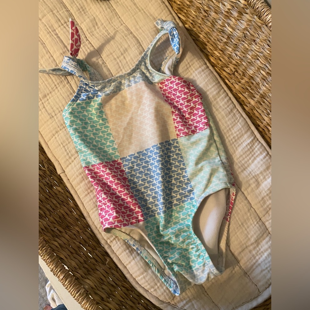 Vineyard Vines. 2T Swimsuit.
